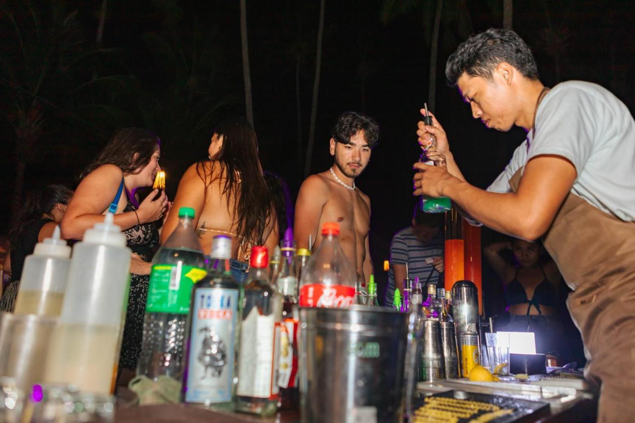 Hostel Mad Monkey Nacpan (adults Only)